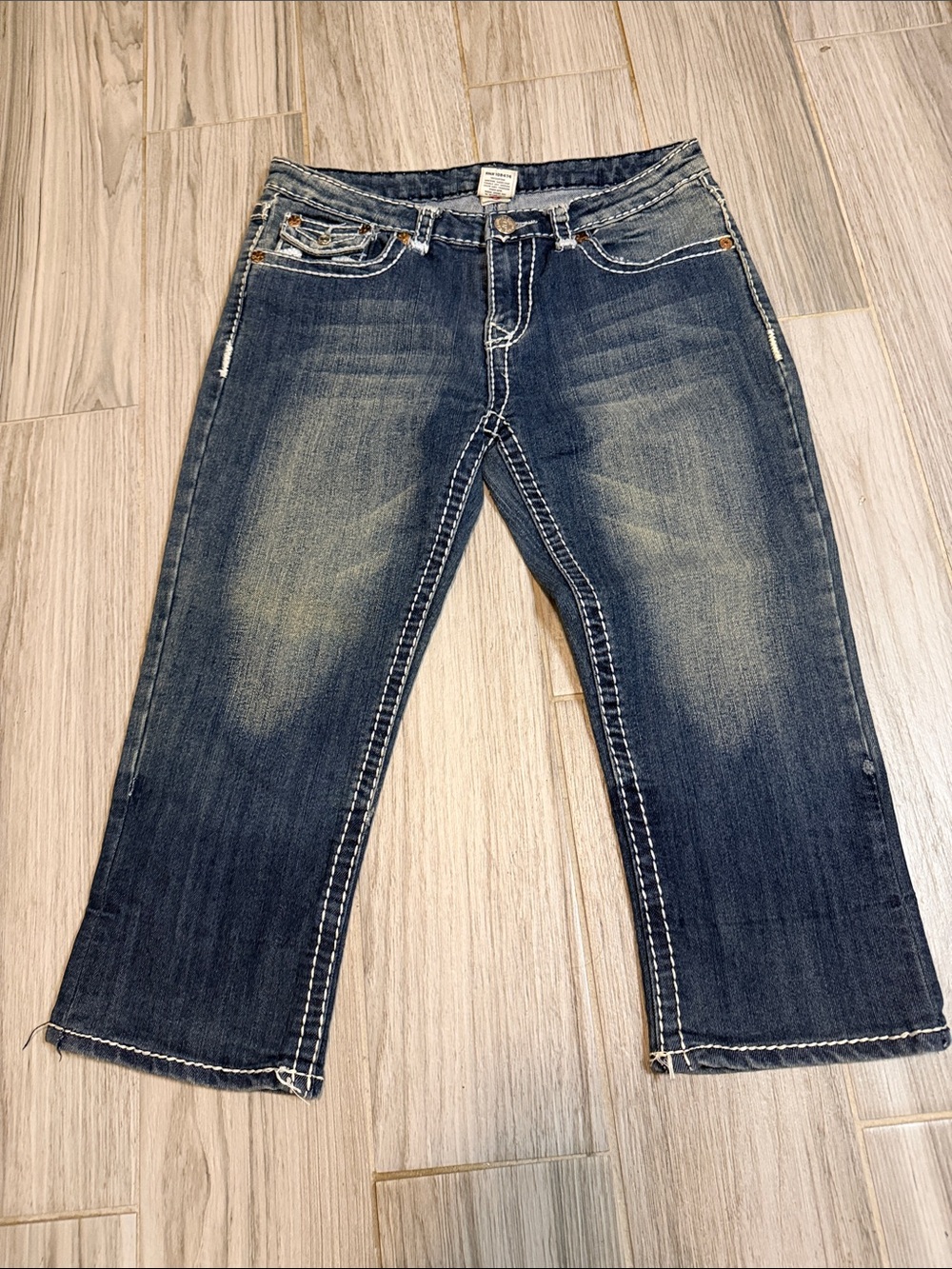 True Religion Cropped Dark Blue Denim Capris with Contrast Stitching